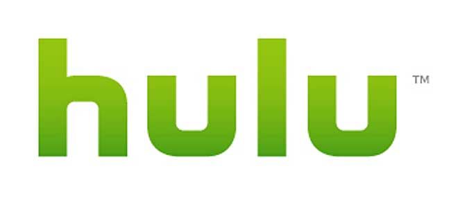 Pam & Tommy: Hulu пуска снимки от първата поредица на Лили Джеймс и Себастиан Стан