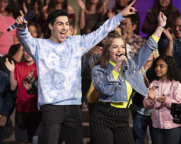 „Disney Fam Jam“: debiutuos „Disney Channel“ šeimos šokių konkursas