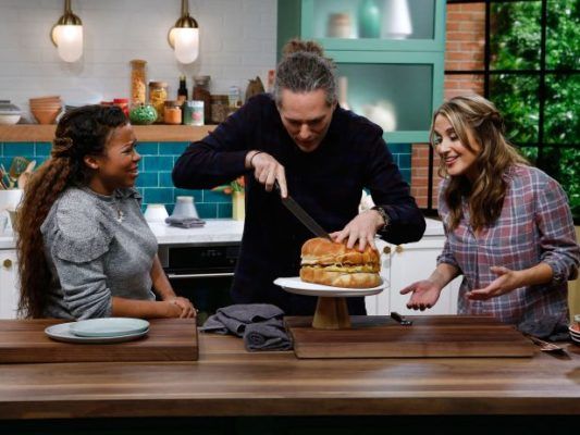 Programa de televisión Kitchen Sink en Food Network: ¿cancelado o renovado?